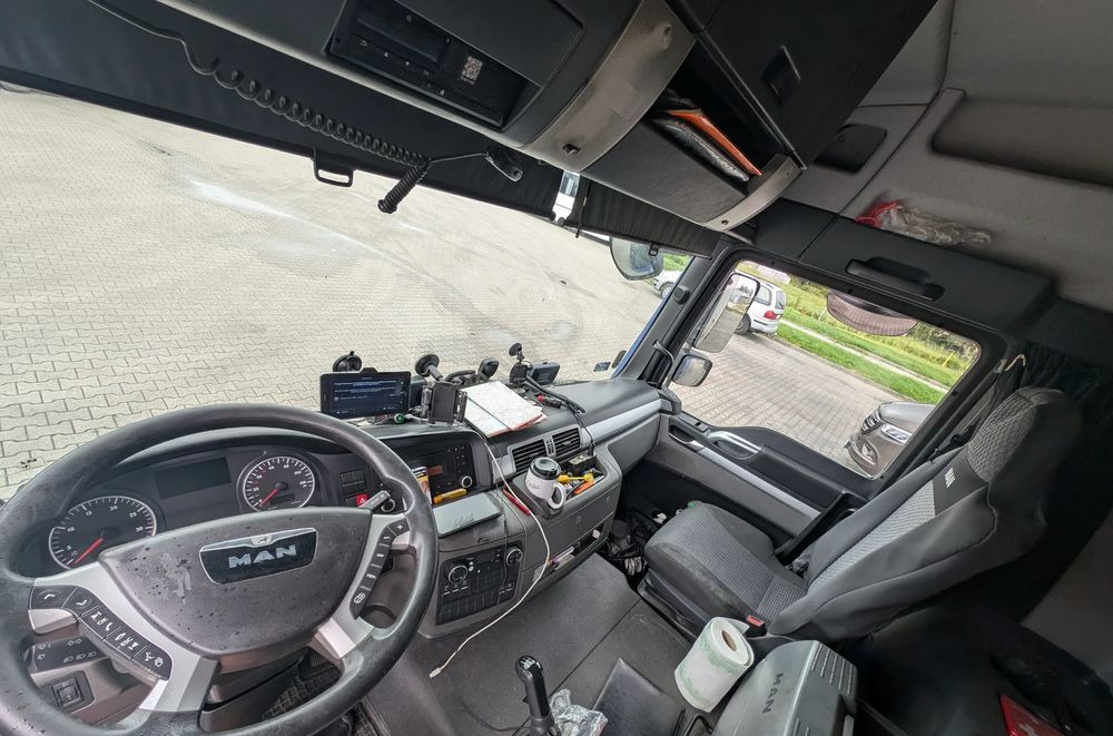 MAN TRUCK TGL - Camion cu prelată: Foto 3 MAN TRUCK TGL - Camion cu prelată: Foto 3