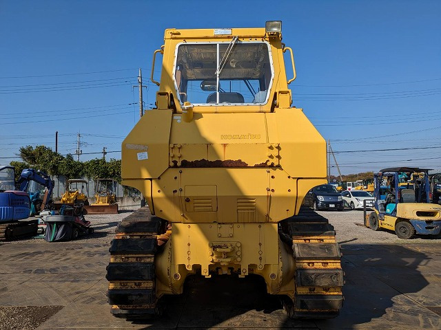 KOMATSU D75S-5 - Încărcător pe şenile: Foto 5 KOMATSU D75S-5 - Încărcător pe şenile: Foto 5