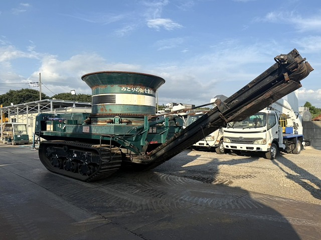 MOROOKA MC-2000 - Tocător de lemne: Foto 3 MOROOKA MC-2000 - Tocător de lemne: Foto 3