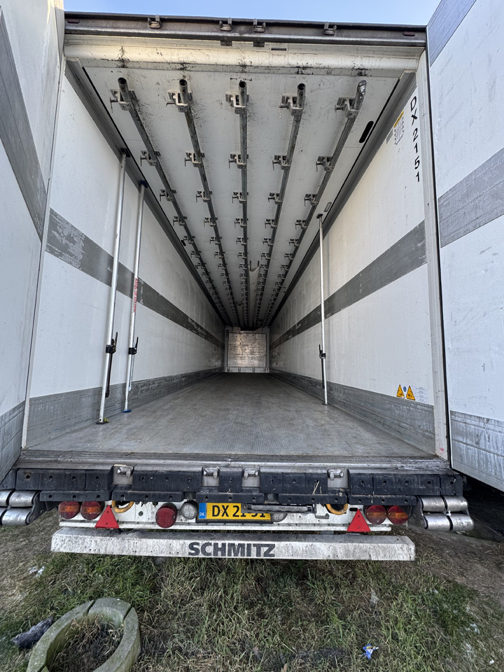 SCHMITZ Meat Rails ThermoKing - Semiremorcă frigider: Foto 5 SCHMITZ Meat Rails ThermoKing - Semiremorcă frigider: Foto 5