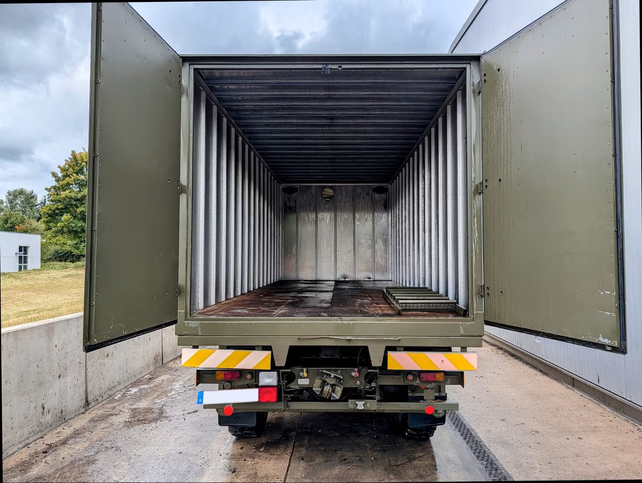 VOLVO N10 - Camion furgon: Foto 4 VOLVO N10 - Camion furgon: Foto 4