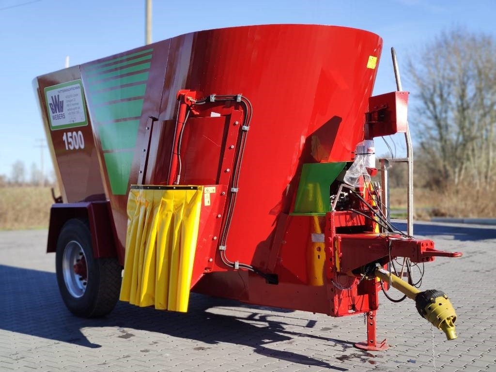 BvL Futtermischwagen - Remorcă distribuit furaje: Foto 2 BvL Futtermischwagen - Remorcă distribuit furaje: Foto 2