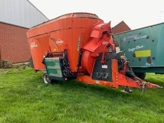 Kuhn Typ 2070 - Remorcă distribuit furaje: Foto 2 Kuhn Typ 2070 - Remorcă distribuit furaje: Foto 2