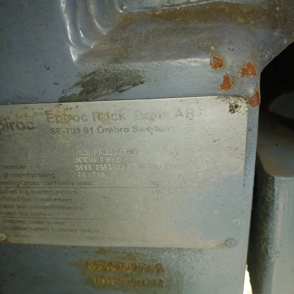 EPIROC BOOMER S1D - Utilaje miniere: Foto 4 EPIROC BOOMER S1D - Utilaje miniere: Foto 4