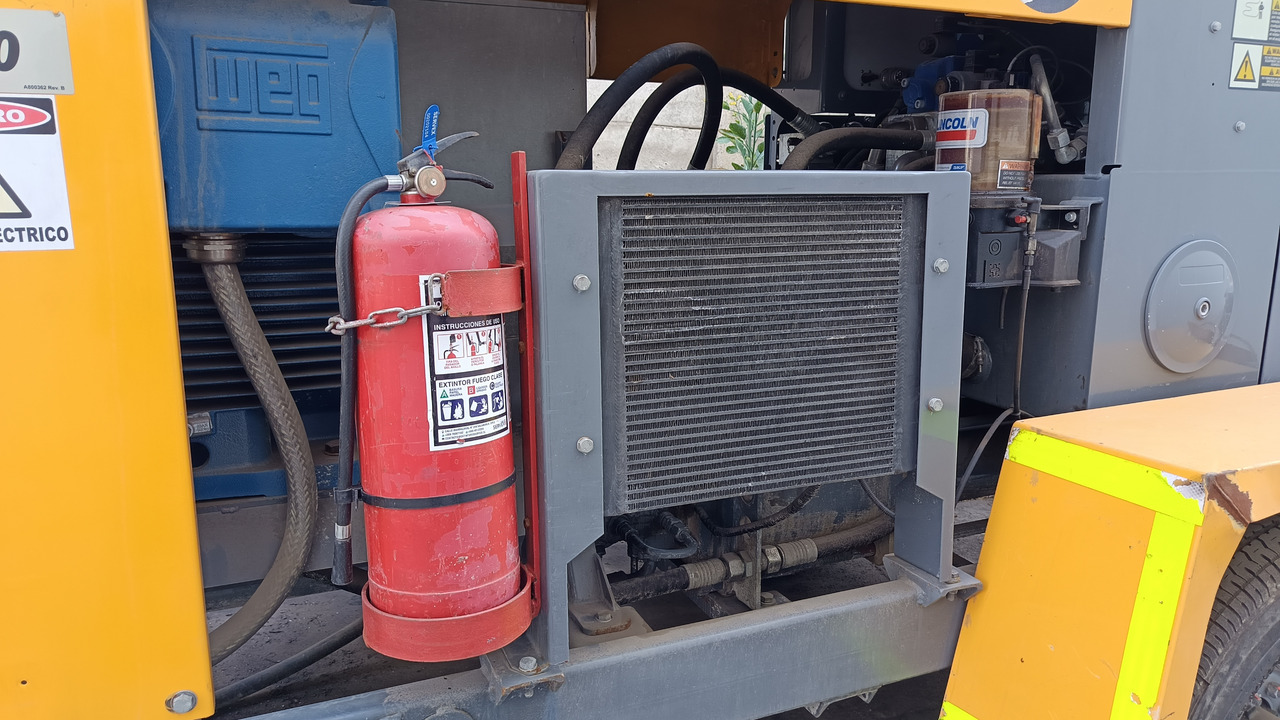 PUTZMEISTER TK40 - Pompă de beton staționară: Foto 2 PUTZMEISTER TK40 - Pompă de beton staționară: Foto 2