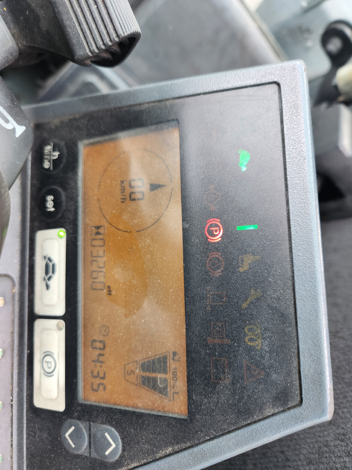 JUGHEINRICH TFG435s - Stivuitor GPL: Foto 1 JUGHEINRICH TFG435s - Stivuitor GPL: Foto 1