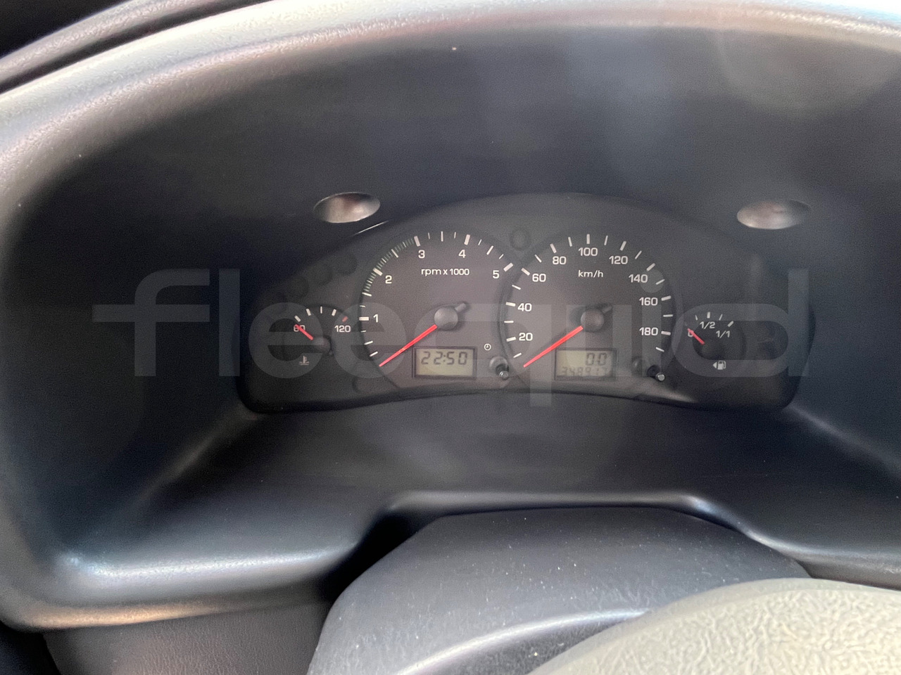 Ford Transit - Microbuz, Transport persoane: Foto 3 Ford Transit - Microbuz, Transport persoane: Foto 3