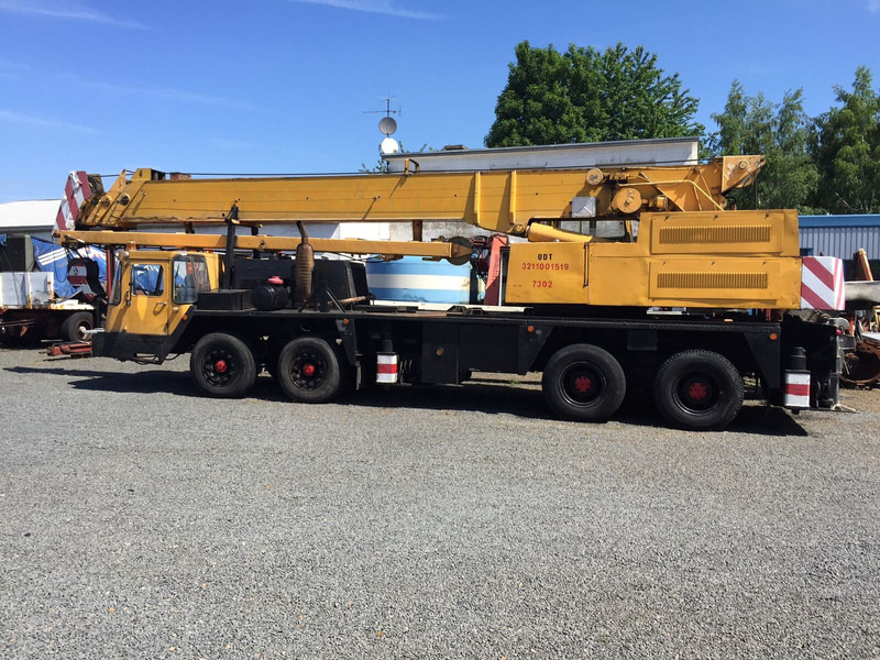 Coles Hydros T 321 - Macara tot teren: Foto 5 Coles Hydros T 321 - Macara tot teren: Foto 5