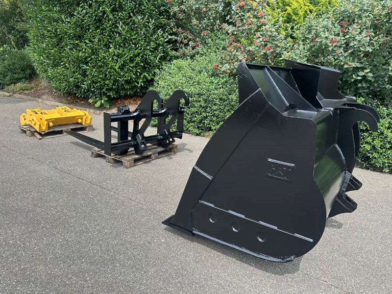 Cat 938M Fusion coupler, Bucket, Forks - Cuplare rapidă pentru Utilaje constructii: Foto 3 Cat 938M Fusion coupler, Bucket, Forks - Cuplare rapidă pentru Utilaje constructii: Foto 3