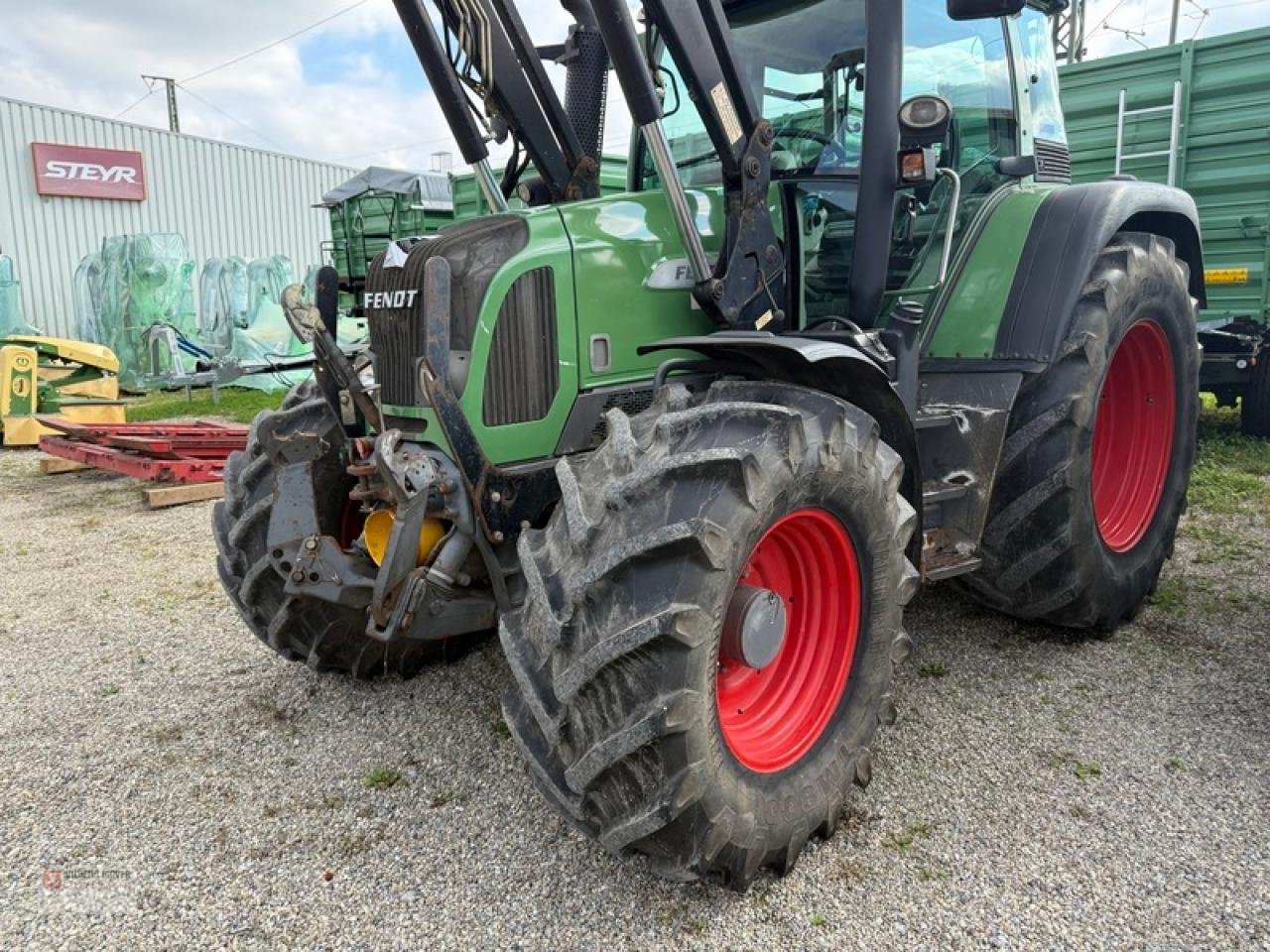 Fendt FARMER 415 TMS - Tractor agricol: Foto 2 Fendt FARMER 415 TMS - Tractor agricol: Foto 2