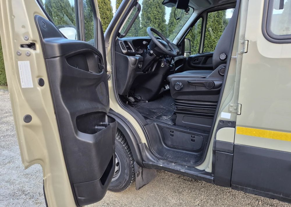 Iveco 70C17 3.0 170KM/Brygadówka / - Autoutilitară basculantă: Foto 5 Iveco 70C17 3.0 170KM/Brygadówka / - Autoutilitară basculantă: Foto 5