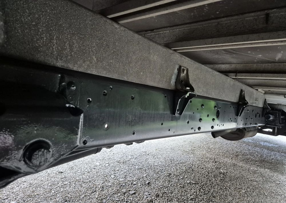 Iveco 70C17 3.0 170KM Skrzyniowy - Autoutilitară cu prelată: Foto 5 Iveco 70C17 3.0 170KM Skrzyniowy - Autoutilitară cu prelată: Foto 5