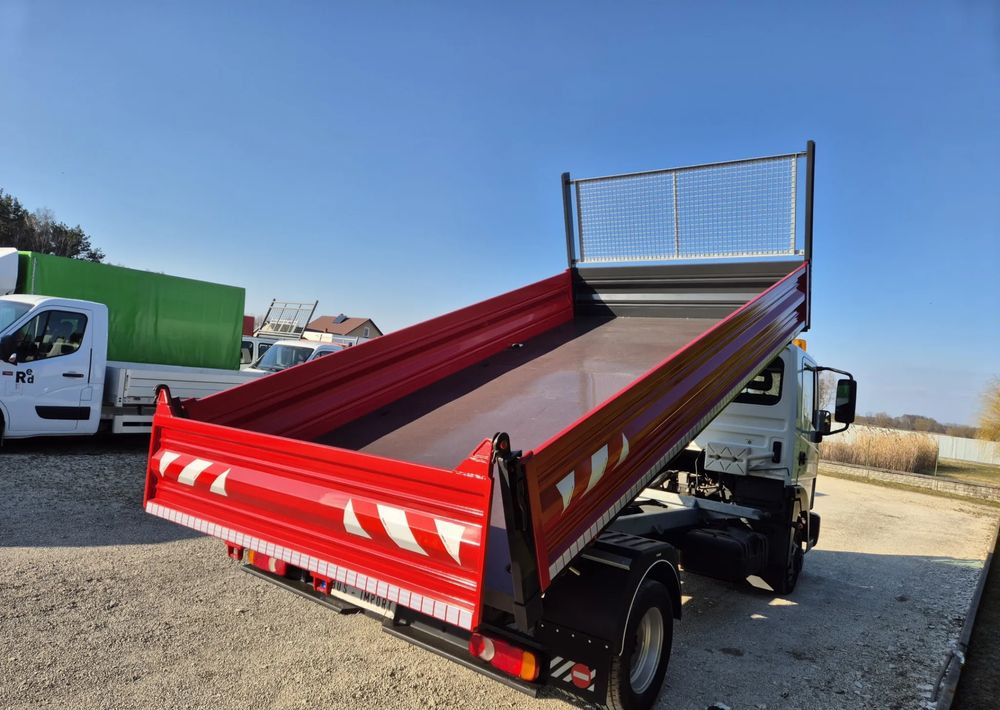 Nissan Atleon 56.13 3.0 130KM - Autoutilitară basculantă: Foto 4 Nissan Atleon 56.13 3.0 130KM - Autoutilitară basculantă: Foto 4