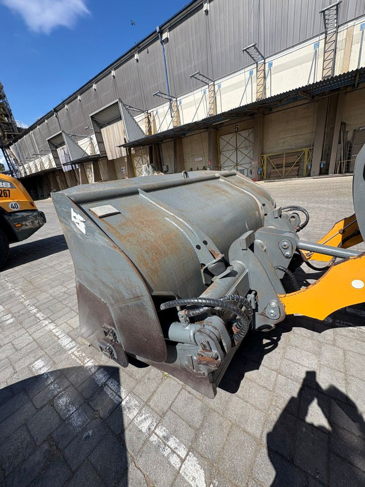 Liebherr L538 - Încărcător frontal pe pneuri: Foto 3 Liebherr L538 - Încărcător frontal pe pneuri: Foto 3