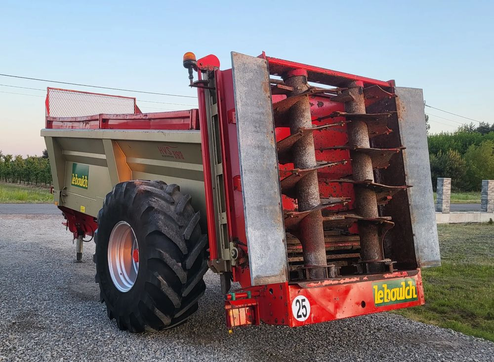 Maşină de împrăştiat gunoi de grajd Leboulch HVS 51S12: Foto 9 Maşină de împrăştiat gunoi de grajd Leboulch HVS 51S12: Foto 9