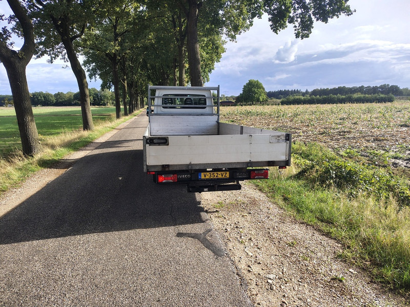 Iveco Daily 35C180 - Autoutilitară cu platformă: Foto 5 Iveco Daily 35C180 - Autoutilitară cu platformă: Foto 5