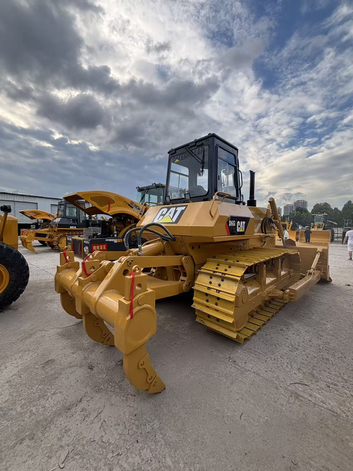 CATERPILLAR D6G caterpillar USA brand Heavy Duty Bulldozer For Mining & Road Construction - Buldozer: Foto 4 CATERPILLAR D6G caterpillar USA brand Heavy Duty Bulldozer For Mining & Road Construction - Buldozer: Foto 4
