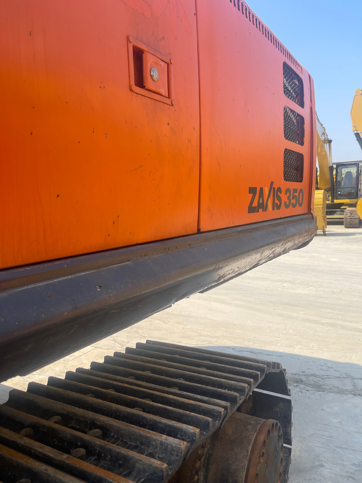 HITACHI ZX350 crawler excavator low hours excellent condition original - Excavator pe şenile: Foto 2 HITACHI ZX350 crawler excavator low hours excellent condition original - Excavator pe şenile: Foto 2