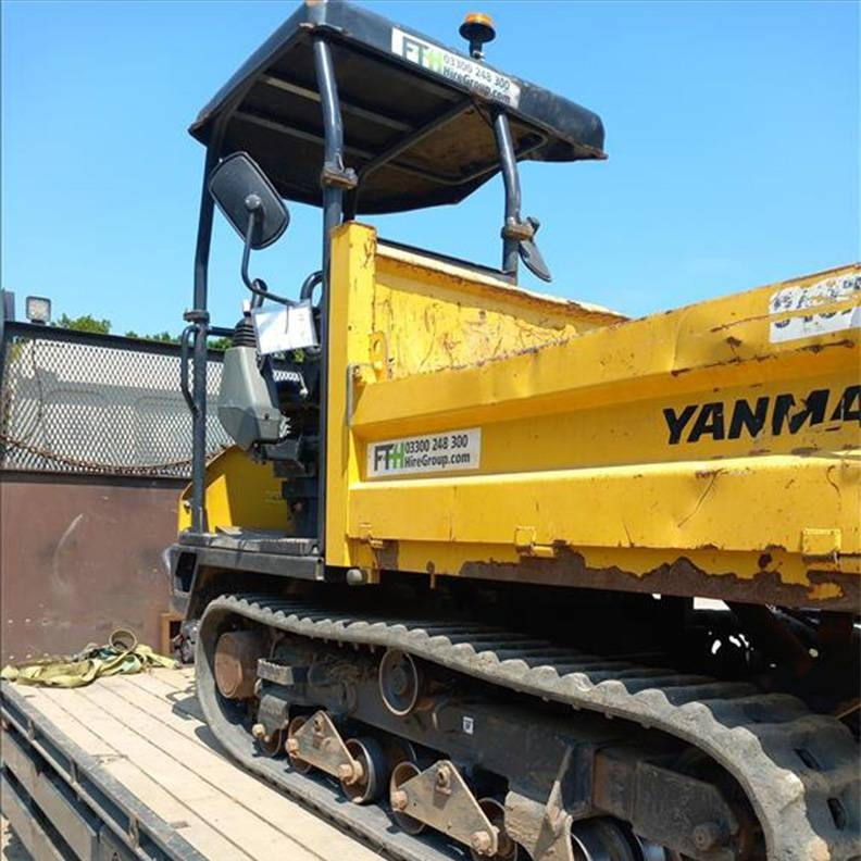 Yanmar C 30 R - Autobasculanta pe senile: Foto 4 Yanmar C 30 R - Autobasculanta pe senile: Foto 4