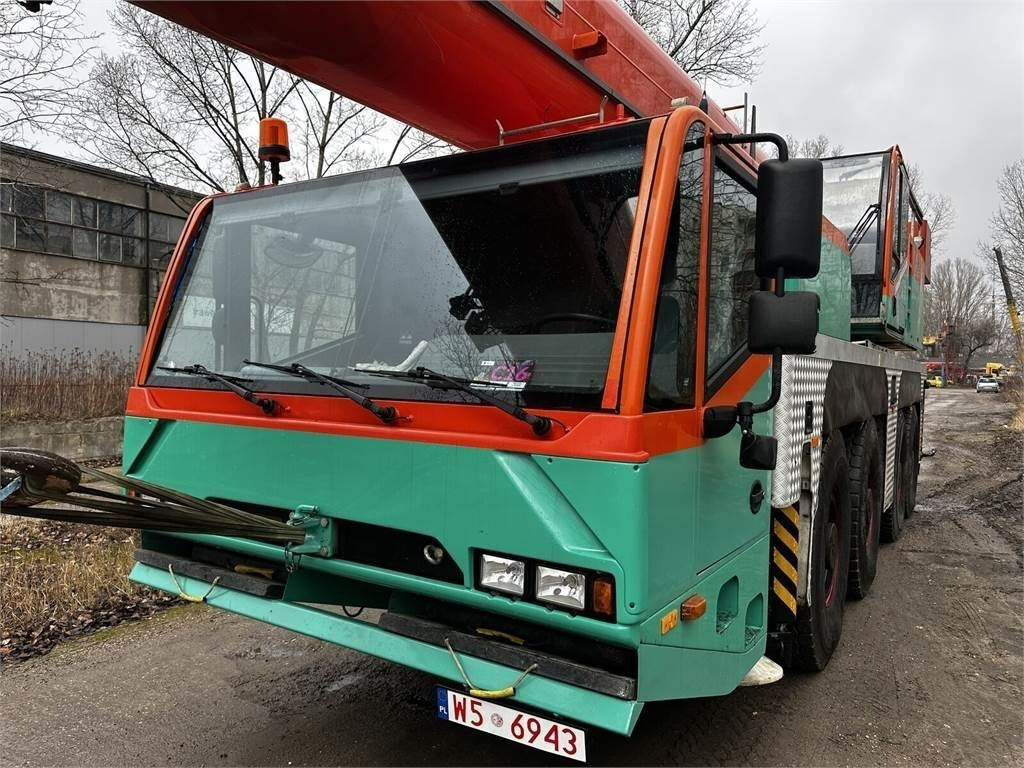 Demag TEREX DEMAG AC100/4L - Macara tot teren: Foto 2 Demag TEREX DEMAG AC100/4L - Macara tot teren: Foto 2