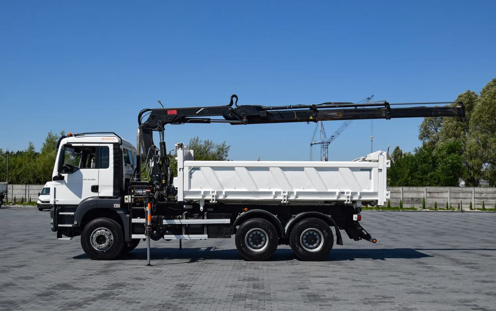 MAN TGS 33.360 / 6x4 / HDS HIAB 122 E-2 HIDUO / STEROWANIE RADIOWE / WYWROTKA / HYDROBURTA / AUTOMAT / KLIMA / TEMPOMAT / KAMERA COFANIA / SPROWADZONY - Camion basculantă, Camion cu macara: Foto 5 MAN TGS 33.360 / 6x4 / HDS HIAB 122 E-2 HIDUO / STEROWANIE RADIOWE / WYWROTKA / HYDROBURTA / AUTOMAT / KLIMA / TEMPOMAT / KAMERA COFANIA / SPROWADZONY - Camion basculantă, Camion cu macara: Foto 5