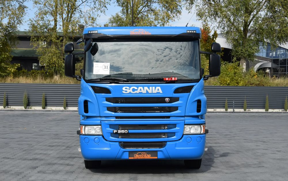 Scania P250 / EURO 6 / SKRZYNIA 7.8 M / WINDA DHOLLANDIA / PODUSZKI NA TYLNEJ OSI / RETARDER / KLIMA / TEMPOMAT / SERWISOWANY / SPROWADZONY - Camion platformă: Foto 2 Scania P250 / EURO 6 / SKRZYNIA 7.8 M / WINDA DHOLLANDIA / PODUSZKI NA TYLNEJ OSI / RETARDER / KLIMA / TEMPOMAT / SERWISOWANY / SPROWADZONY - Camion platformă: Foto 2