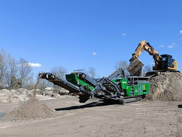 MCCLOSKEY J3C - Concasor cu fălci: Foto 4 MCCLOSKEY J3C - Concasor cu fălci: Foto 4