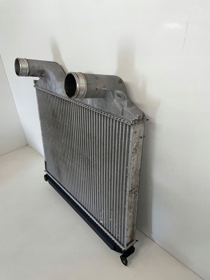 CHŁODNICA INTERCOLLER INTERKULER MAN TGS TGA - Intercooler pentru Camion: Foto 1 CHŁODNICA INTERCOLLER INTERKULER MAN TGS TGA - Intercooler pentru Camion: Foto 1
