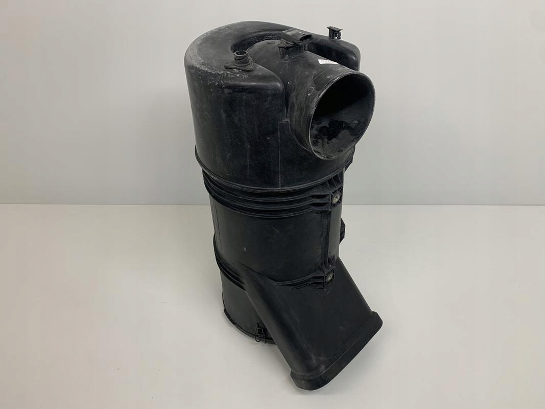 FILTR POWIETRZA OBUDOWA FILTRA MAN TGS TGX TGA - Filtru de aer pentru Camion: Foto 1 FILTR POWIETRZA OBUDOWA FILTRA MAN TGS TGX TGA - Filtru de aer pentru Camion: Foto 1