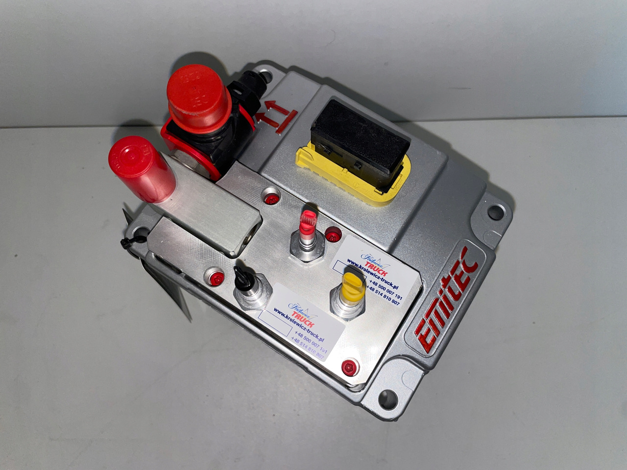 POMPA ADBLUE AD BLUE EMITEC MAN TGX TGS 81154036157 - Rezervor pentru AdBlue pentru Camion: Foto 2 POMPA ADBLUE AD BLUE EMITEC MAN TGX TGS 81154036157 - Rezervor pentru AdBlue pentru Camion: Foto 2