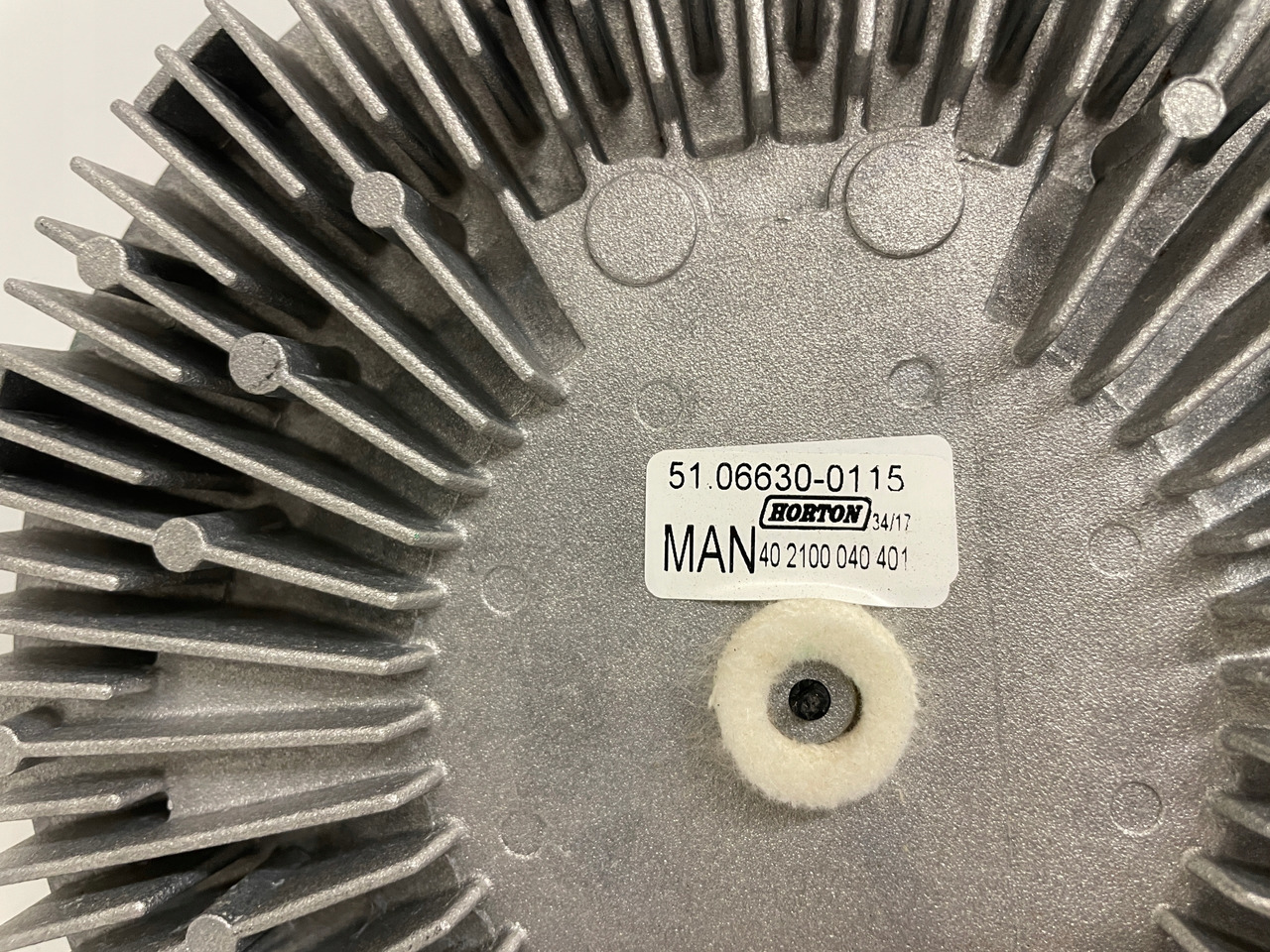 WISCOZA SPRZĘGŁO WISKOTYCZNE WENTYLATOR MAN TGA D28 D 28 51066300115 - Ventilator pentru Camion: Foto 2 WISCOZA SPRZĘGŁO WISKOTYCZNE WENTYLATOR MAN TGA D28 D 28 51066300115 - Ventilator pentru Camion: Foto 2