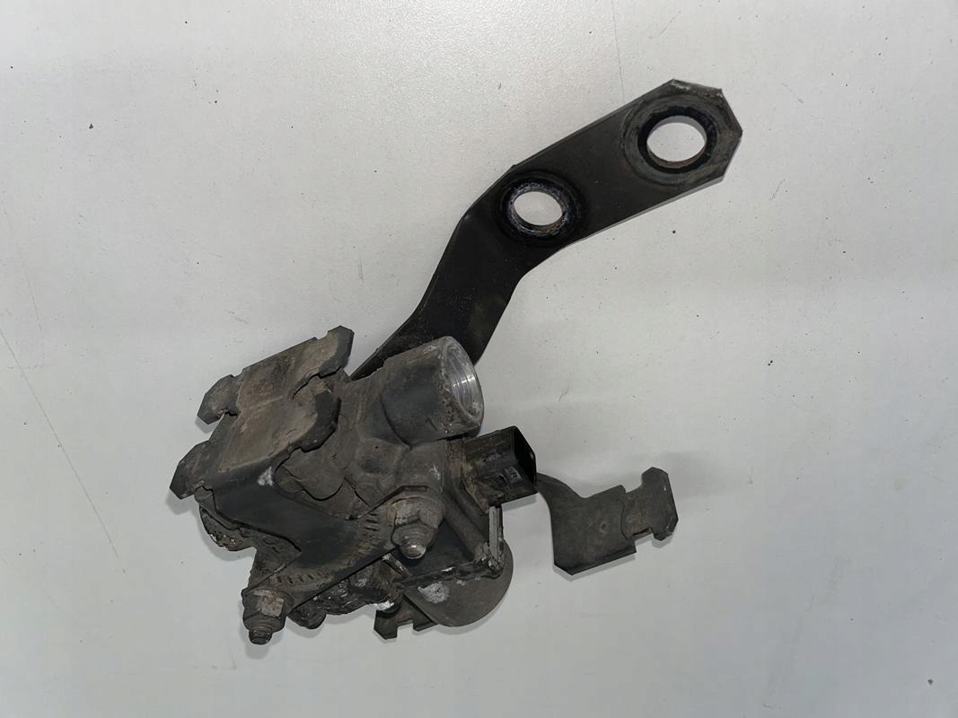 ZAWÓR CIŚNIENIA MERCEDES ACTROS MP4 A0054299244 - Suspensie pentru Camion: Foto 3 ZAWÓR CIŚNIENIA MERCEDES ACTROS MP4 A0054299244 - Suspensie pentru Camion: Foto 3