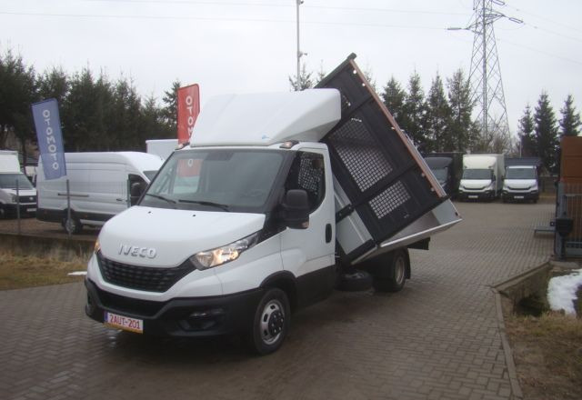 Iveco DAILY 35 C 15 3.5T 4.60M 3.5T NA HAKU CLIMATRONIC - Autoutilitară basculantă: Foto 1 Iveco DAILY 35 C 15 3.5T 4.60M 3.5T NA HAKU CLIMATRONIC - Autoutilitară basculantă: Foto 1
