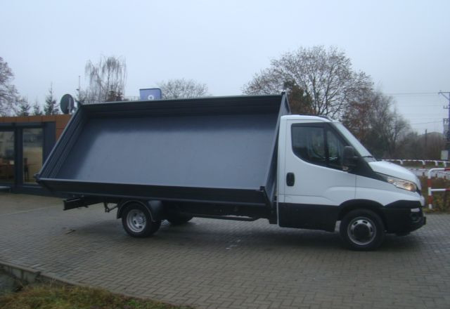 Iveco DAILY 50 C 17 3.0TDI WYWROTKA 4.70M 3.5T KLIMATRONIK - Autoutilitară basculantă: Foto 3 Iveco DAILY 50 C 17 3.0TDI WYWROTKA 4.70M 3.5T KLIMATRONIK - Autoutilitară basculantă: Foto 3