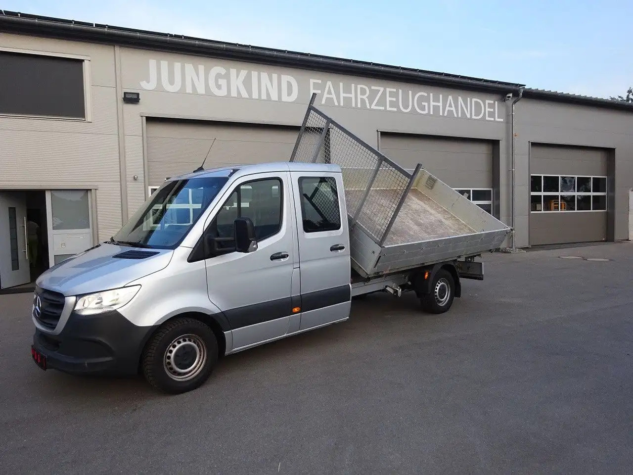 Mercedes-Benz Sprinter 319 CDI DoKa Maxi Kipper AHK 2,8t - Alte utilaje: Foto 3 Mercedes-Benz Sprinter 319 CDI DoKa Maxi Kipper AHK 2,8t - Alte utilaje: Foto 3