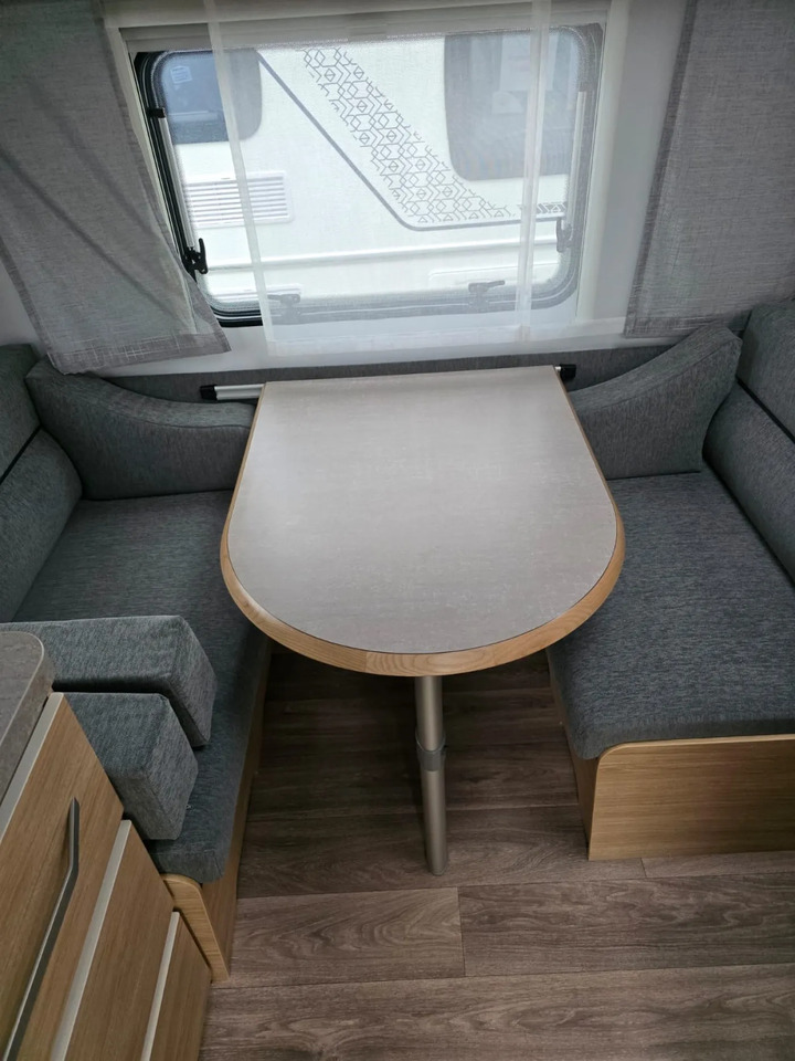 Fendt Bianco Activ 390 FHS Dusche, 1.700 KG-Fahrwerk - Rulotă: Foto 4 Fendt Bianco Activ 390 FHS Dusche, 1.700 KG-Fahrwerk - Rulotă: Foto 4