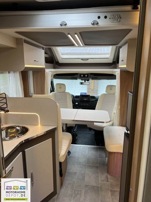 Ahorn Alaska TD Plus Aufl. 4to & Luftfed. & Hubbett - Autorulotă semi-integrată: Foto 3 Ahorn Alaska TD Plus Aufl. 4to & Luftfed. & Hubbett - Autorulotă semi-integrată: Foto 3