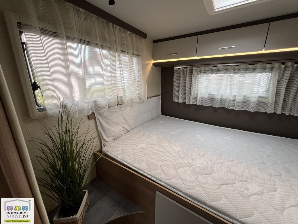 Ahorn Alaska TD Plus Aufl. 4to & Luftfed. & Hubbett - Autorulotă semi-integrată: Foto 5 Ahorn Alaska TD Plus Aufl. 4to & Luftfed. & Hubbett - Autorulotă semi-integrată: Foto 5