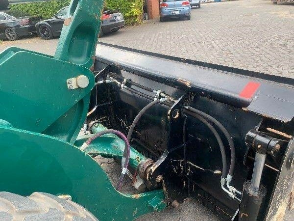 CAT 906 M - Încărcător frontal pe pneuri: Foto 5 CAT 906 M - Încărcător frontal pe pneuri: Foto 5