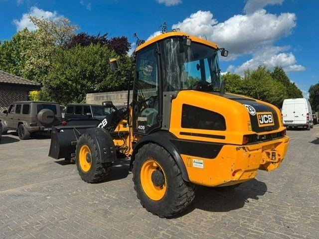JCB 409 - Încărcător frontal pe pneuri: Foto 4 JCB 409 - Încărcător frontal pe pneuri: Foto 4