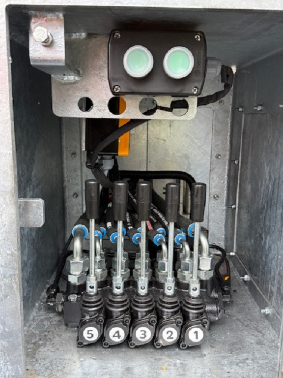 KALEPAR KLP2Y - Semiremorcă transport auto: Foto 3 KALEPAR KLP2Y - Semiremorcă transport auto: Foto 3