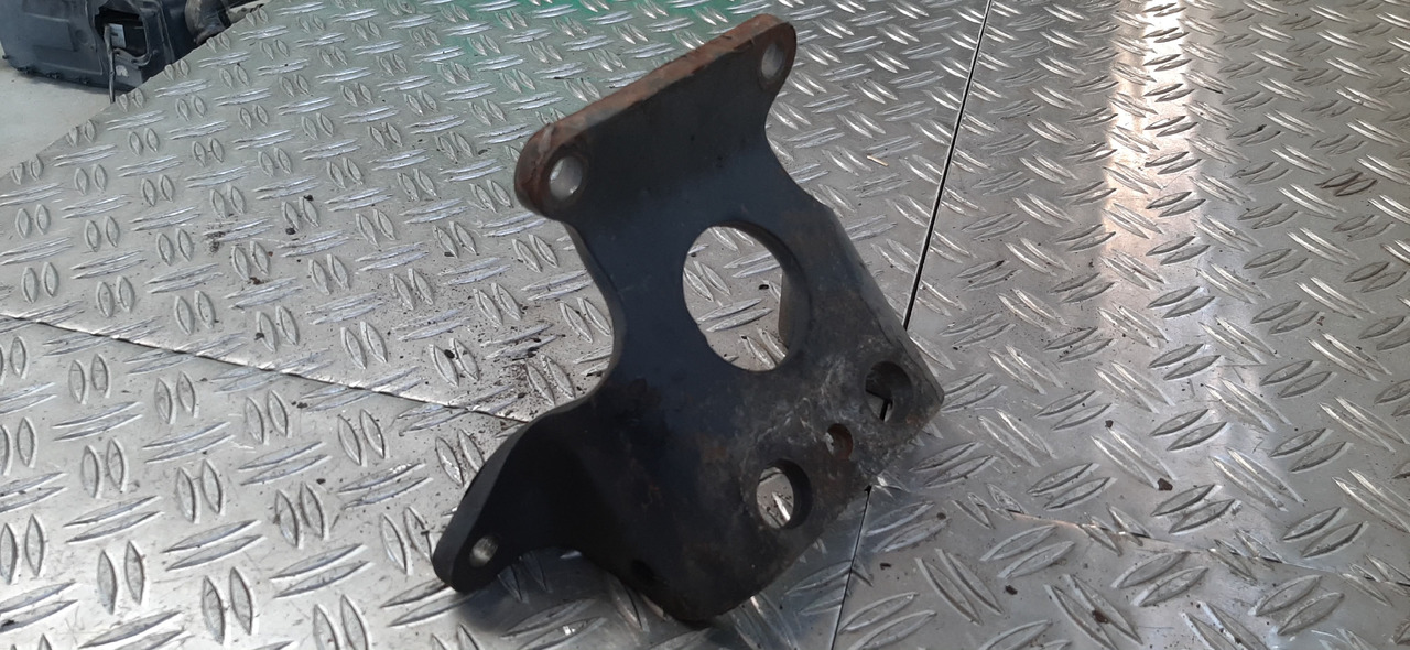 Gebrauchte Motorhalterung, DB 1735 SK, Typ OM 442 LA, Artikel - Nr. : 81.99999 - 9999 - Suport motor pentru Camion: Foto 2 Gebrauchte Motorhalterung, DB 1735 SK, Typ OM 442 LA, Artikel - Nr. : 81.99999 - 9999 - Suport motor pentru Camion: Foto 2