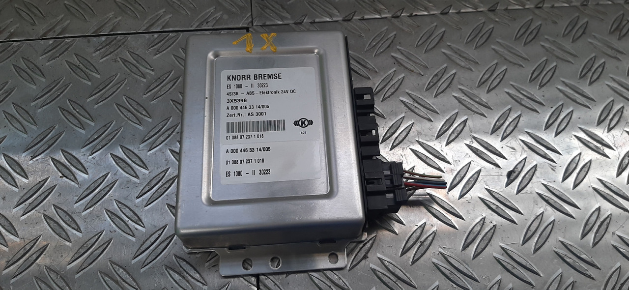 Gebrauchtes MB Atego, Knorr Bremse ABS Motorsteuergerät, Artikel - Nr. : A 000446 33 14 - Calculator de bord pentru Camion: Foto 1 Gebrauchtes MB Atego, Knorr Bremse ABS Motorsteuergerät, Artikel - Nr. : A 000446 33 14 - Calculator de bord pentru Camion: Foto 1
