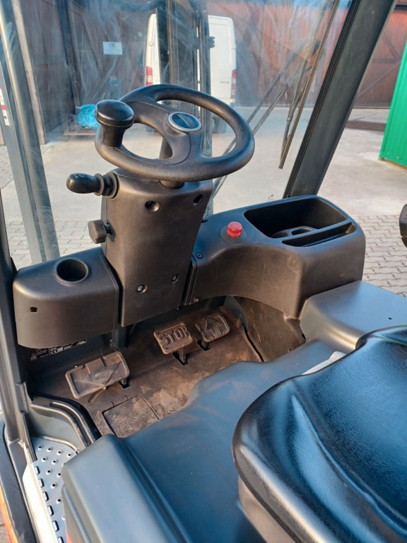 Linde E 20 PH -02 Duplexmast, Seitenschieber - Electrostivuitor: Foto 4 Linde E 20 PH -02 Duplexmast, Seitenschieber - Electrostivuitor: Foto 4