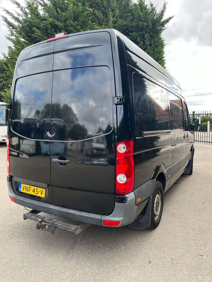 Volkswagen Crafter - Dubă: Foto 3 Volkswagen Crafter - Dubă: Foto 3