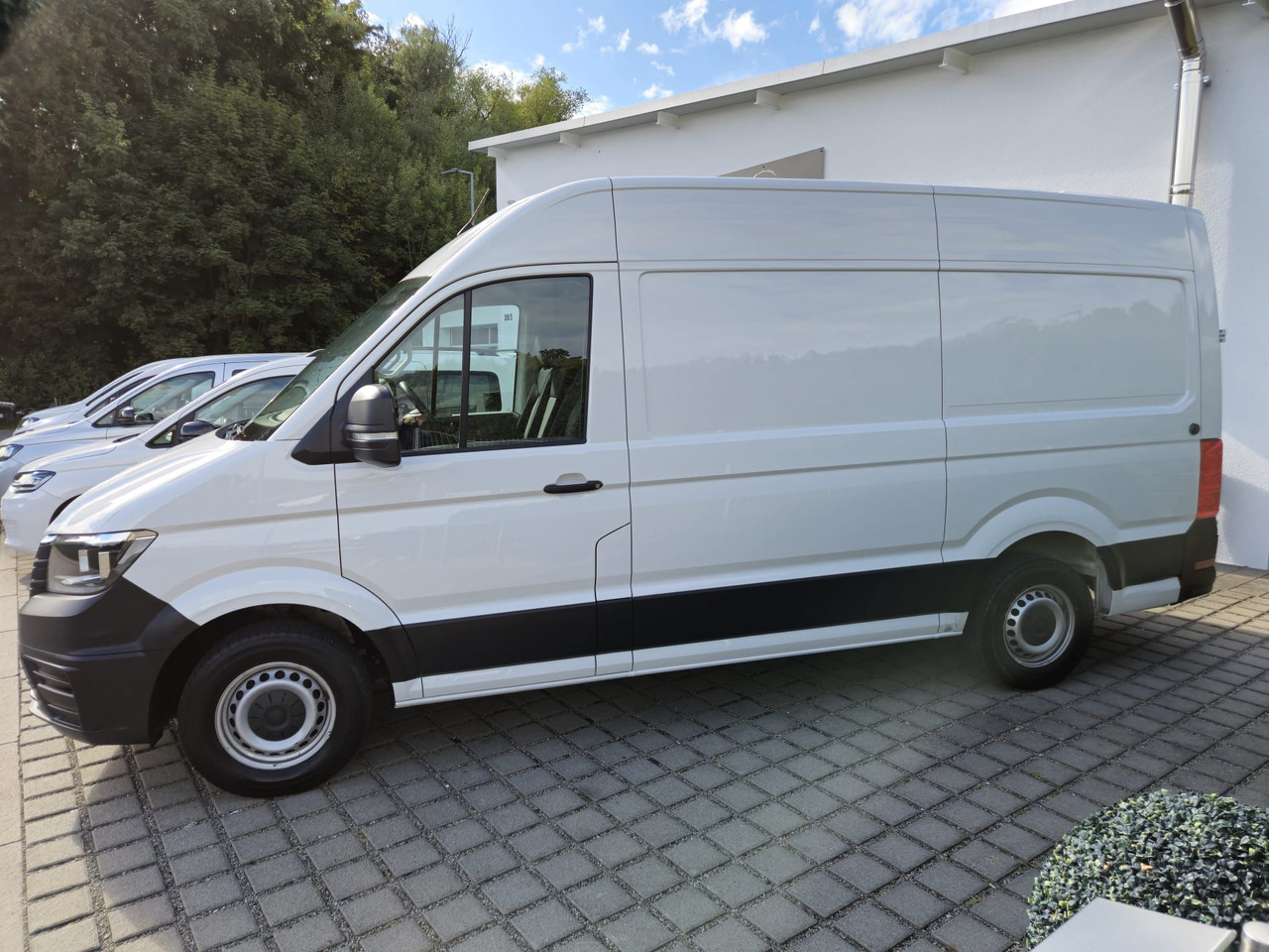 VOLKSWAGEN Crafter 35 mittellang Hochdach AppConnect/Kamera - Dubă: Foto 3 VOLKSWAGEN Crafter 35 mittellang Hochdach AppConnect/Kamera - Dubă: Foto 3
