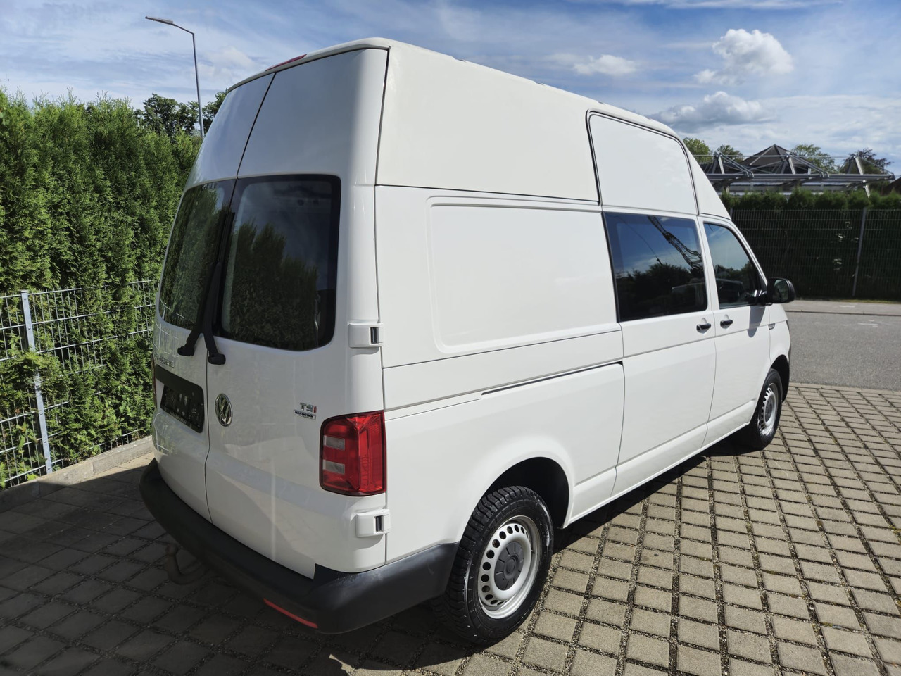 Volkswagen T6 Transporter Benzin Hochdach LR Standheizung - Autoutilitară compactă: Foto 5 Volkswagen T6 Transporter Benzin Hochdach LR Standheizung - Autoutilitară compactă: Foto 5