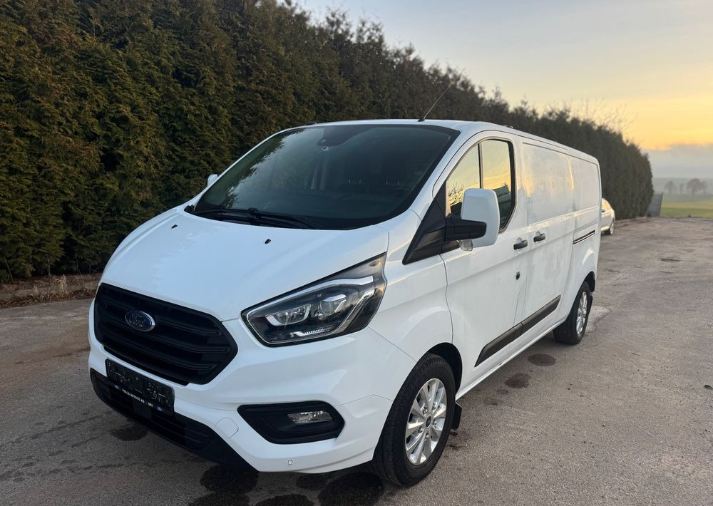 Ford TRANSIT CUSTOM TREN L2H1 LIFT 2020r 2,0 TDCI/130KM/KAMERA/BIX-ENON/ EURO 6/ASO/NISKI PRZEBIEG/LED/HAK/FV23%/6-DZWI/LONG - Autoutilitară compactă: Foto 1 Ford TRANSIT CUSTOM TREN L2H1 LIFT 2020r 2,0 TDCI/130KM/KAMERA/BIX-ENON/ EURO 6/ASO/NISKI PRZEBIEG/LED/HAK/FV23%/6-DZWI/LONG - Autoutilitară compactă: Foto 1