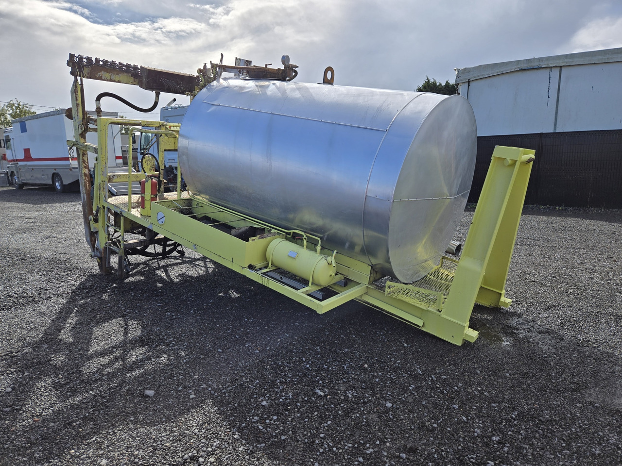 RINCHEVAL SECMAIR MAUGUIN - Gudronator: Foto 2 RINCHEVAL SECMAIR MAUGUIN - Gudronator: Foto 2