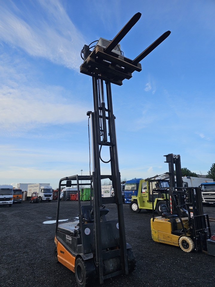 STILL R60-30 - Electrostivuitor: Foto 1 STILL R60-30 - Electrostivuitor: Foto 1